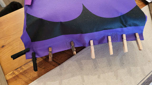 DIY Halloween Pillows. Share NOW. #eclecticredbarn #DIY #dollartree #pillows #halloweendecor